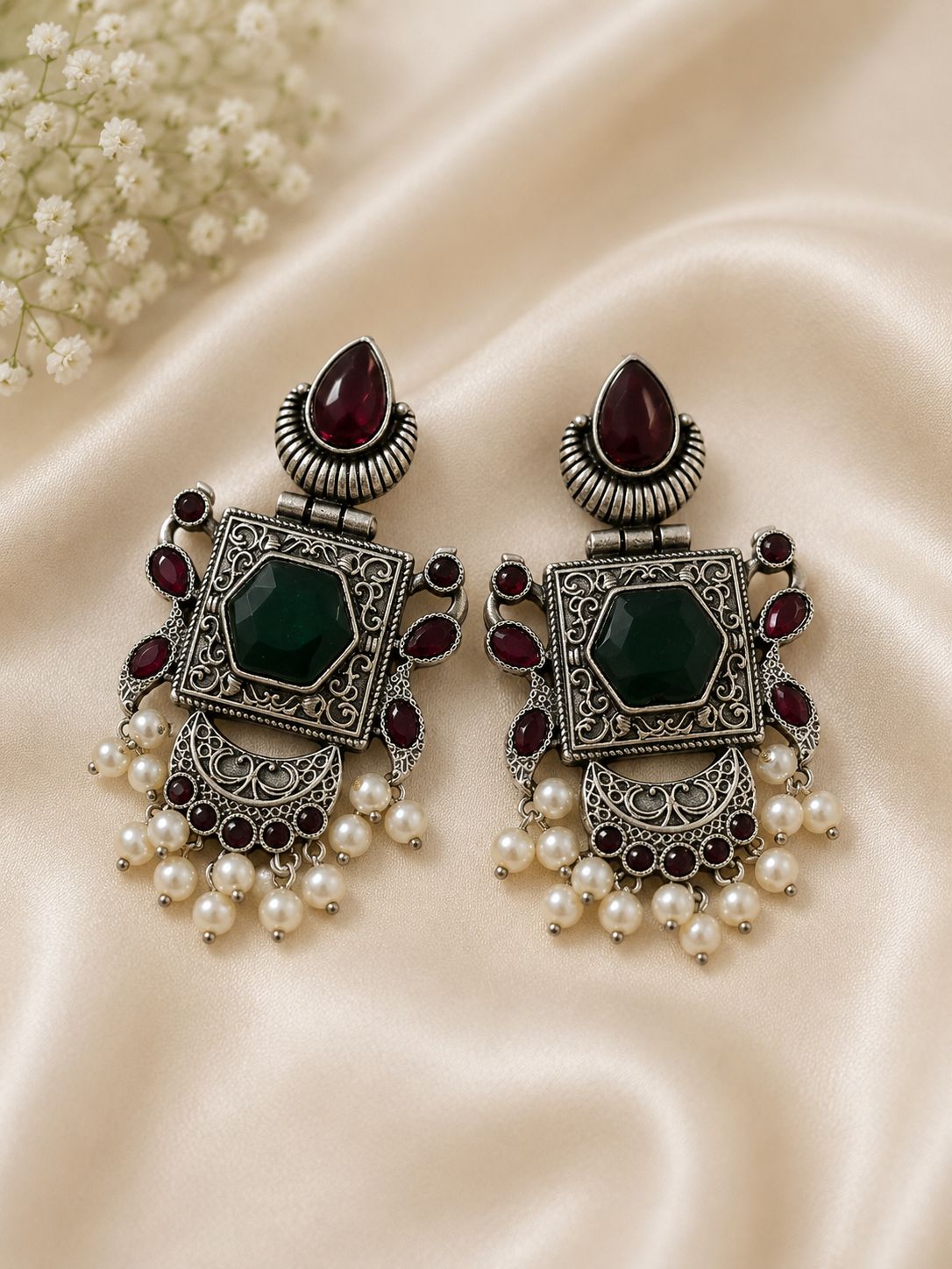 Rang Mahal Danglers 💚❤️✨