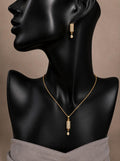 Neckless